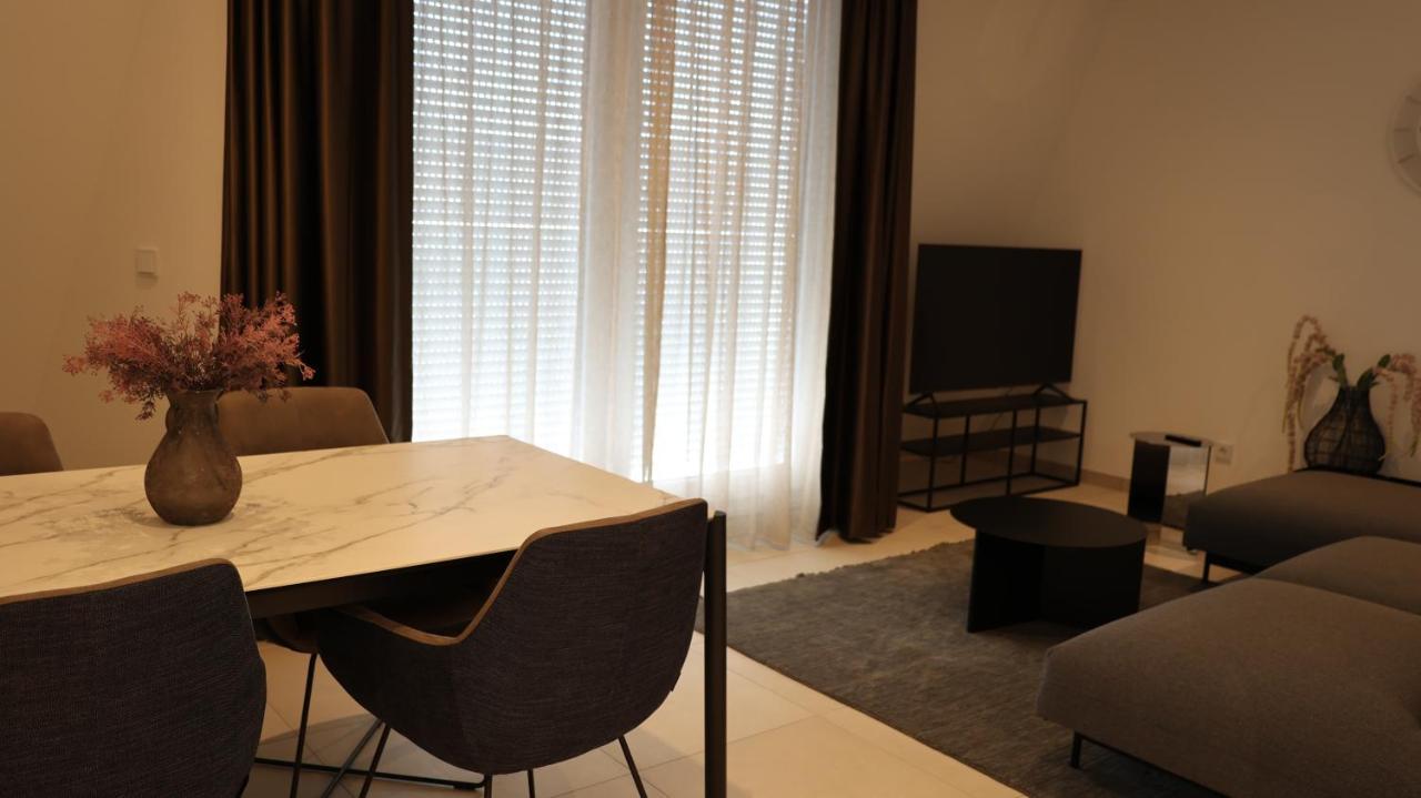 Finest Apartment